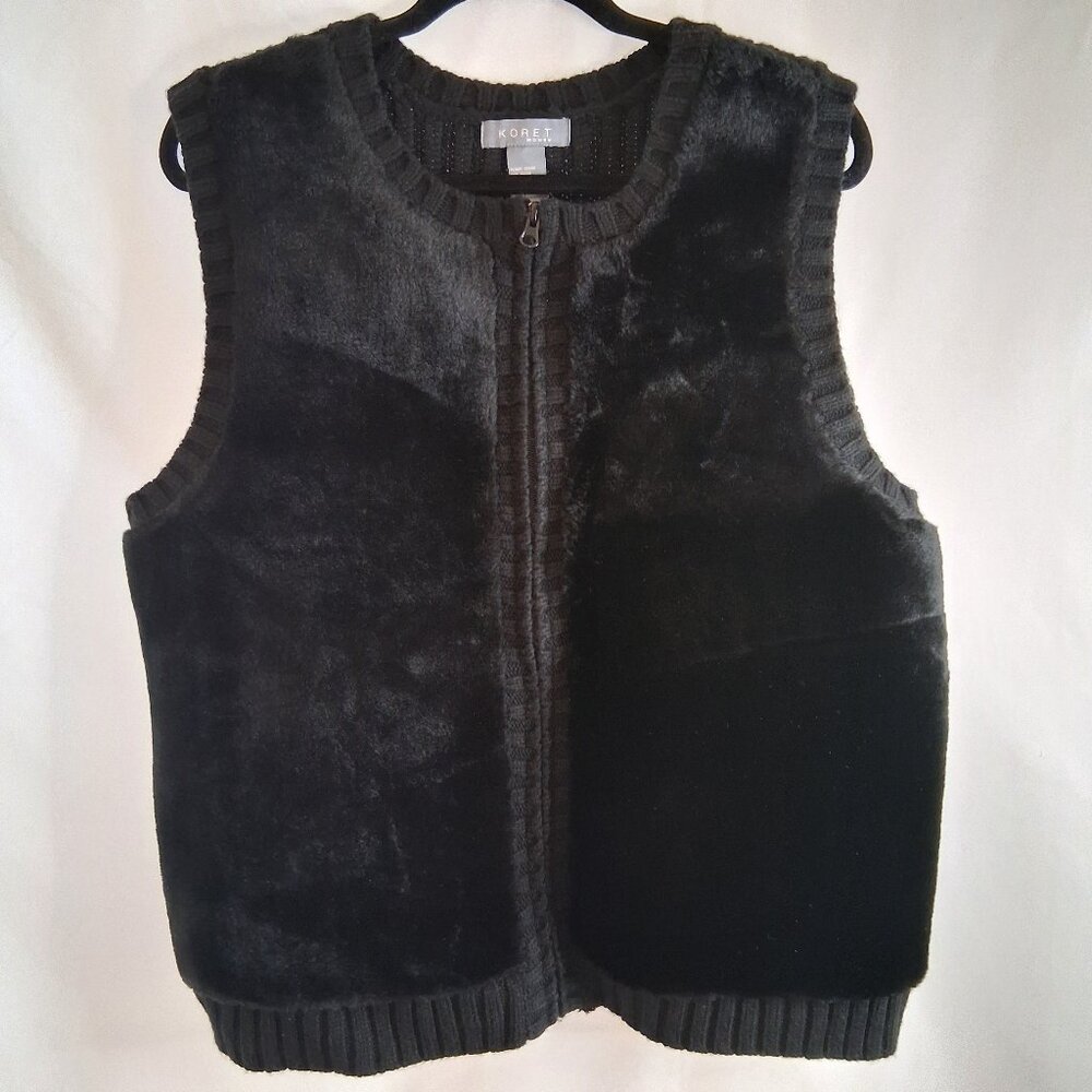 Koret Women Faur Fur Insulated Front Ribbed Back Hem Color Sleeve Vest Black-1X